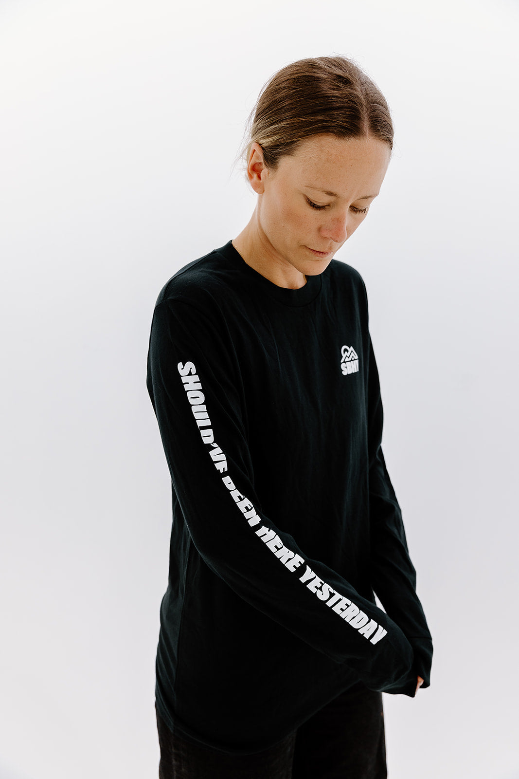 color: midnight | female