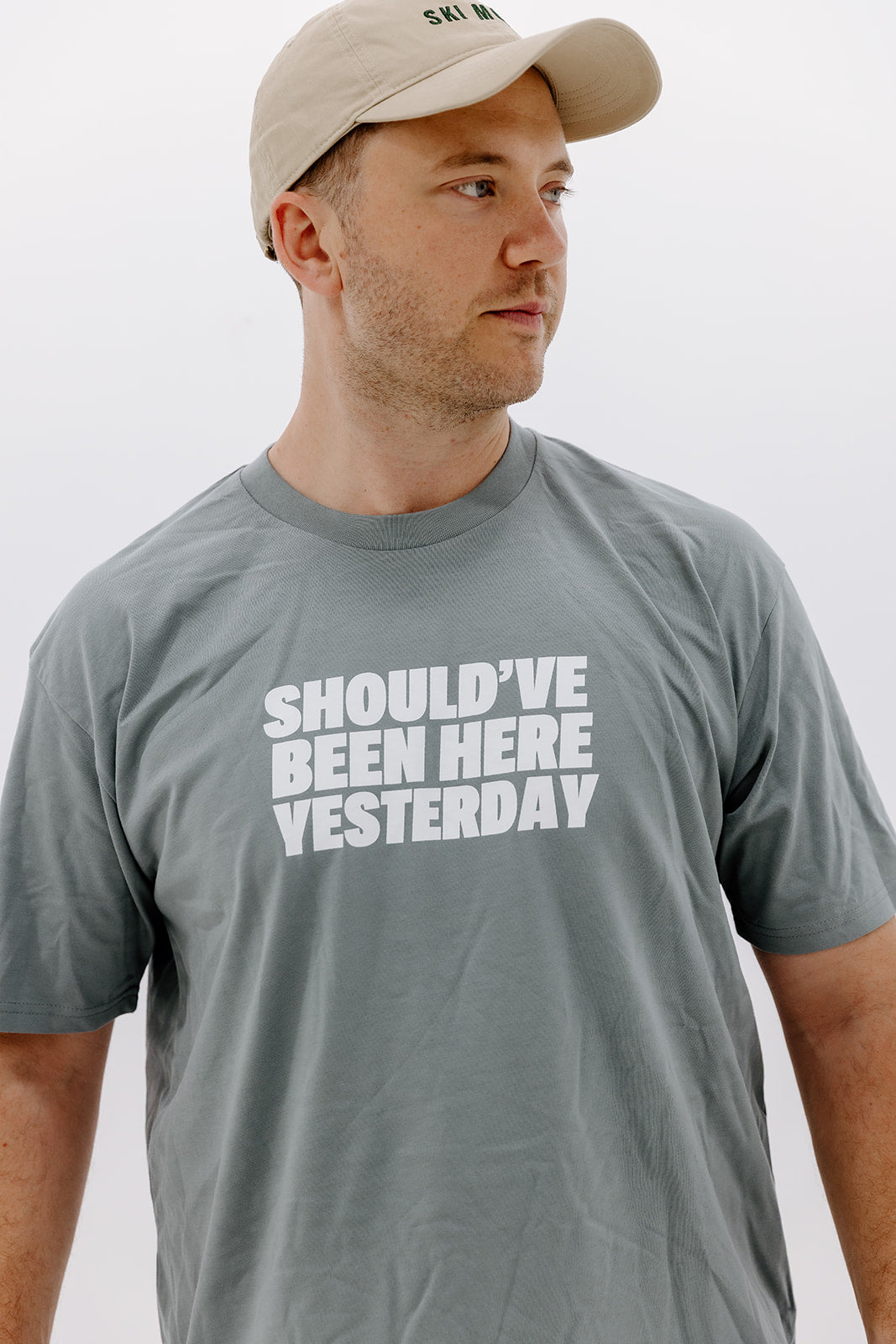 color: mineral | male