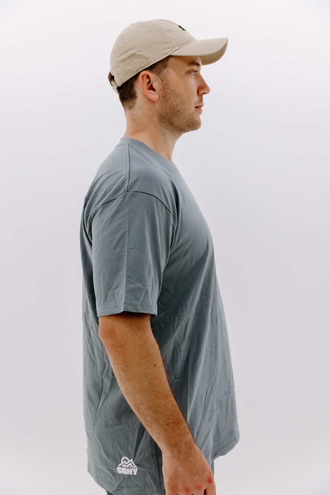 color: mineral | male