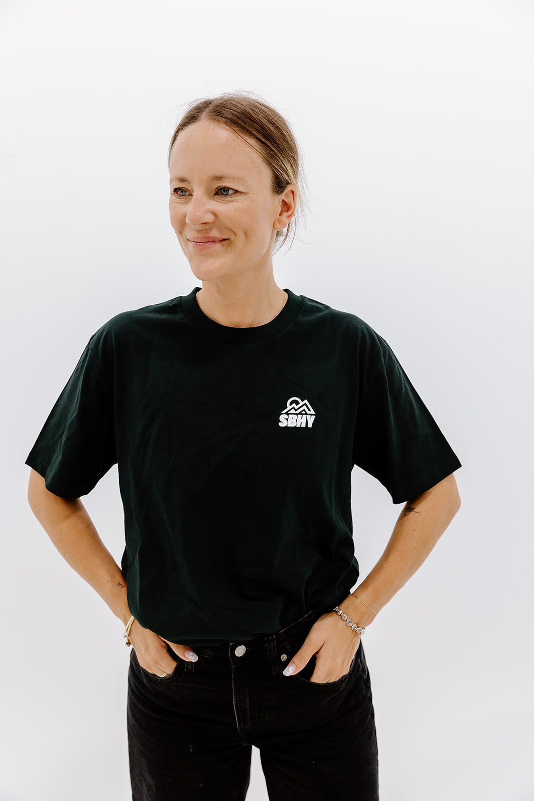 color: alpine-green | female